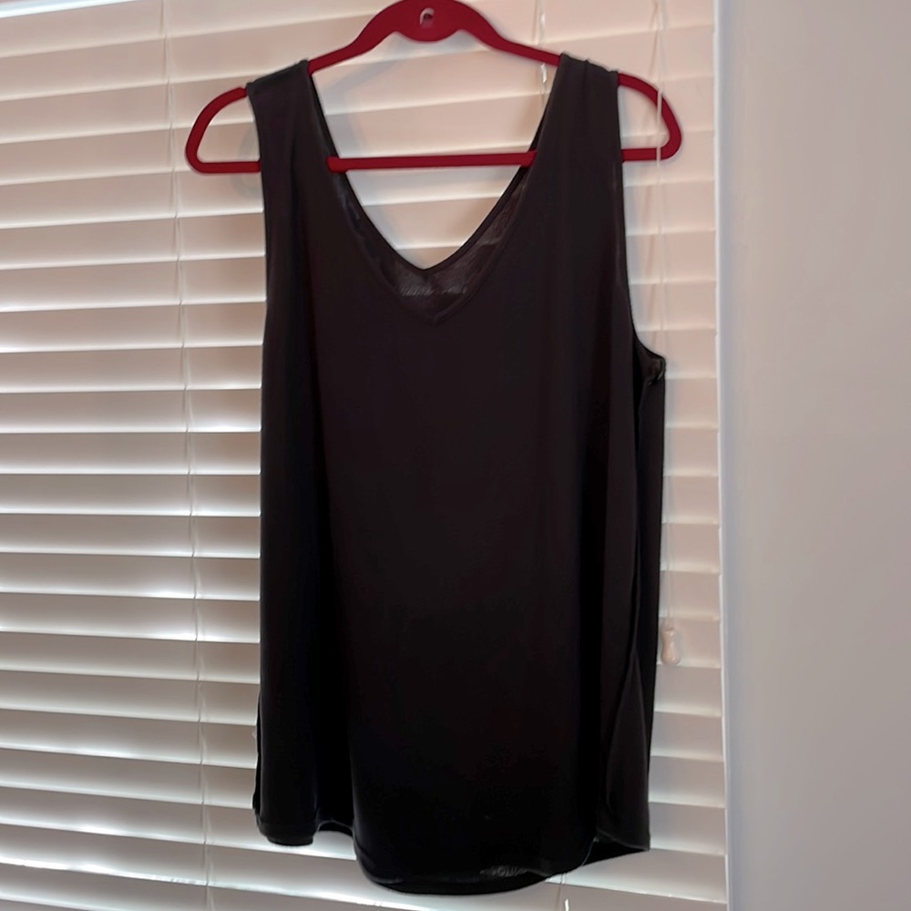 Tank sweater